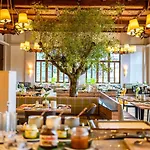 Hotel Post 4*